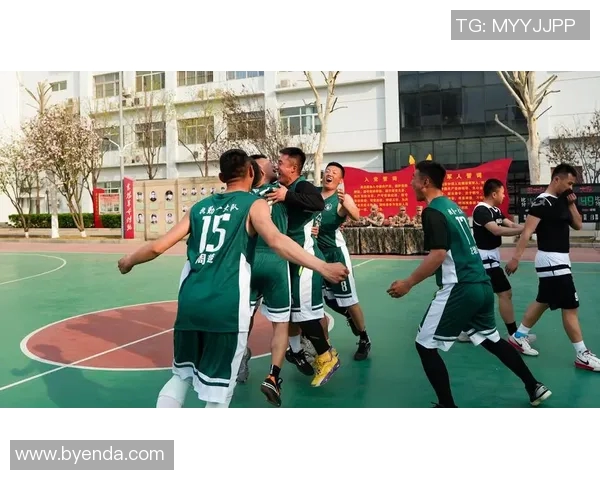 足球明星短裤收藏指南精选图片带你领略球场风采与时尚魅力