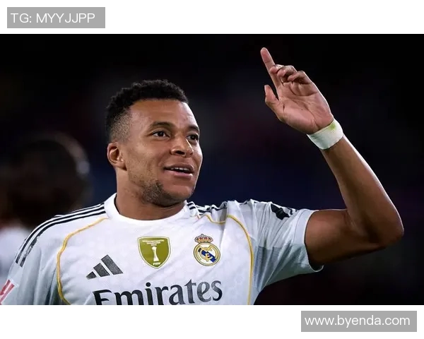 足球明星莱万特的辉煌历程与未来展望解析