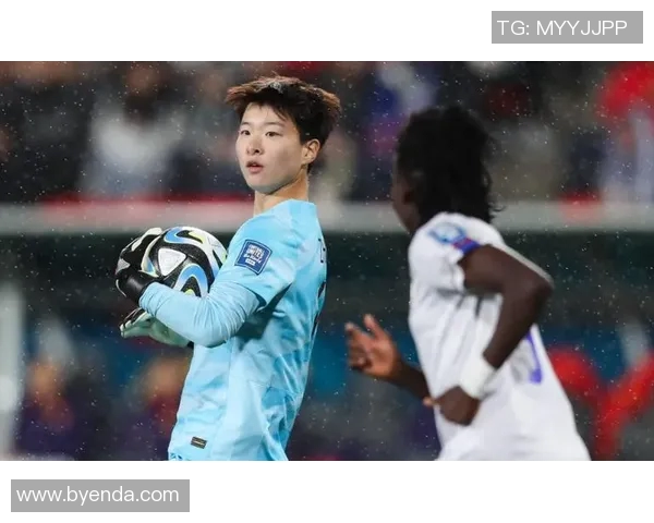 女子绝杀足球明星精彩瞬间视频引发热议与关注